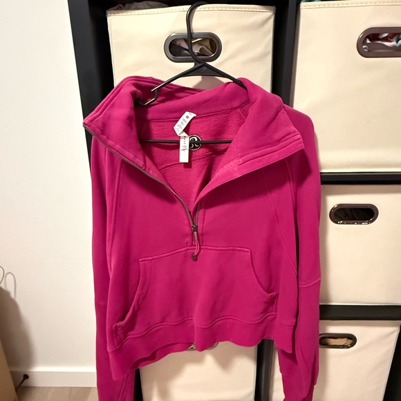 Lululemon scuba - Picture 1 of 3